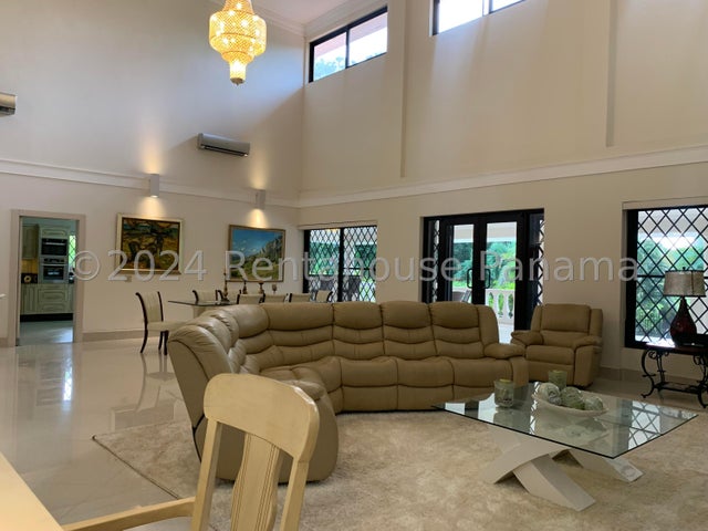 Stunning House _ Hermosa Casa en Chame